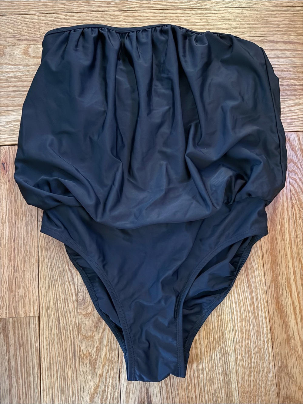 Black Strapless Ruched bubble One-Piece Swimsuit